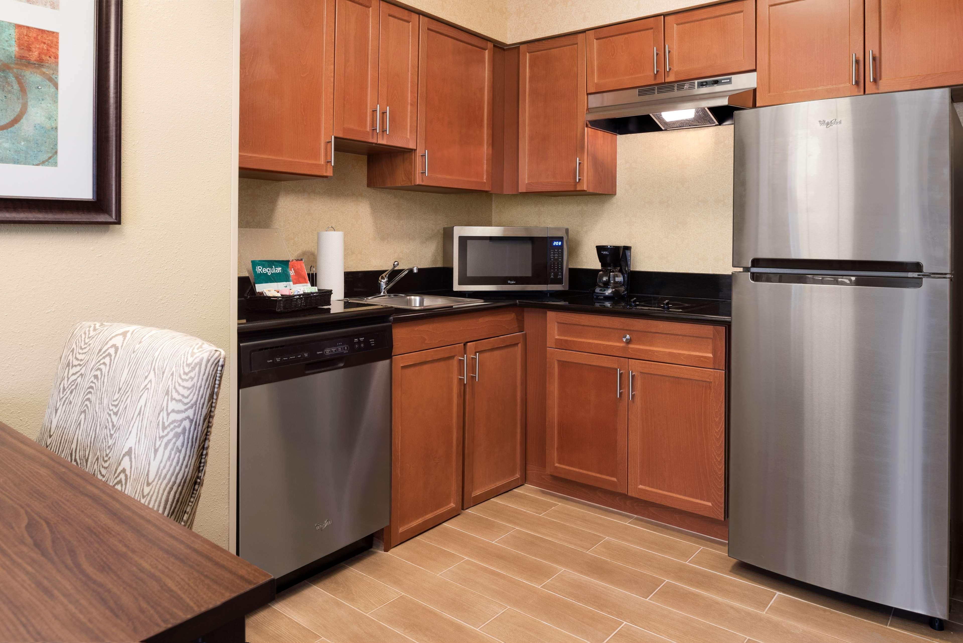 Homewood Suites By Hilton Columbus-Hilliard Exterior photo